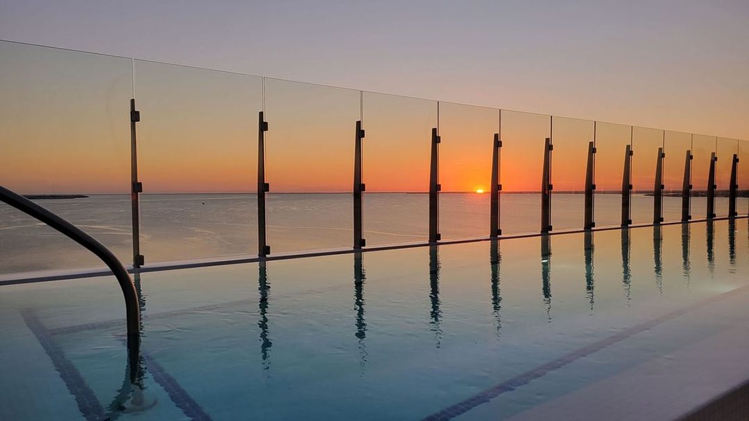 Sunseeker Resort - Infinity Pool